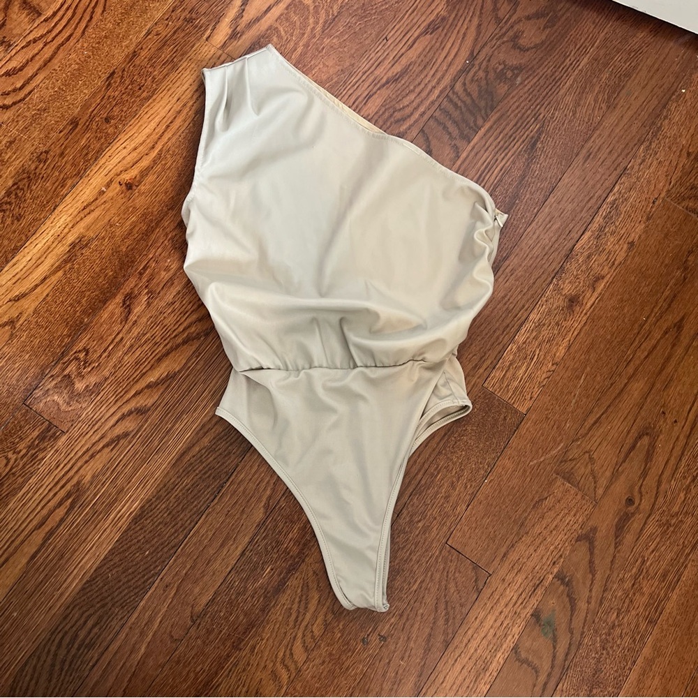 Nasty gal beige one shoulder faux leather bodysuit size 2